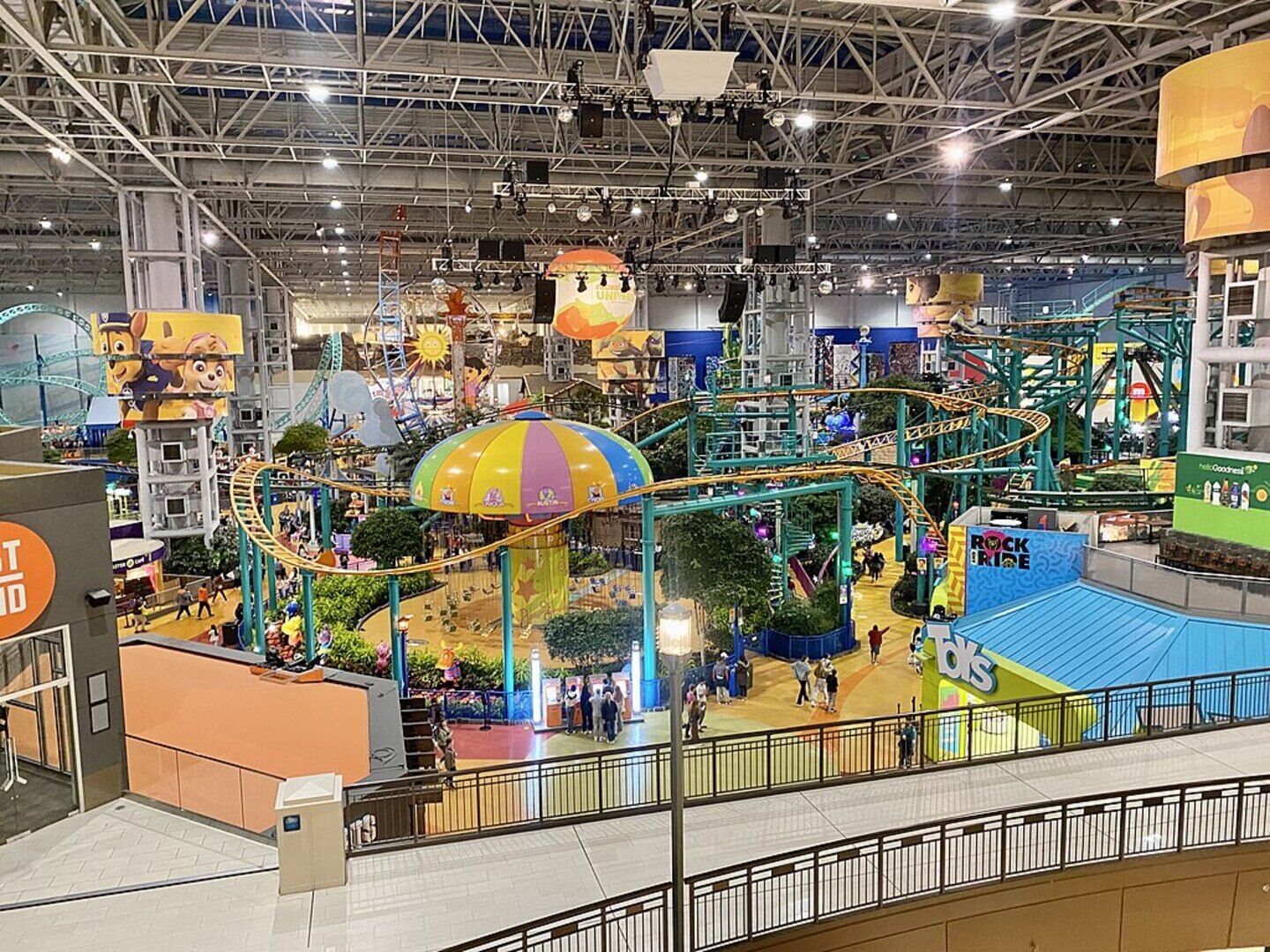 Nickelodeon Universe and Attractions Tour